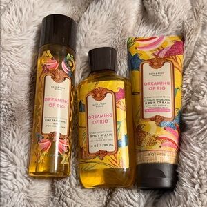 Bath & Body Works Dreaming of Rio Set - Yellow and Pink